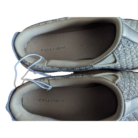 Easy Spirit Traveltime Slip-on Sneaker - Picture 6 of 6